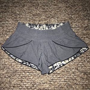 🌟Reversible lululemon shorts